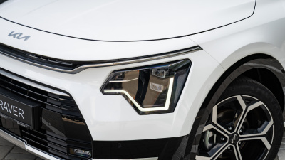Kia Niro HEV 1.6 GDi Gold (pohľad do interiéru)
