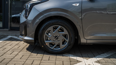 Kia Picanto 1.0 GDi Silver  (pohľad do interiéru)