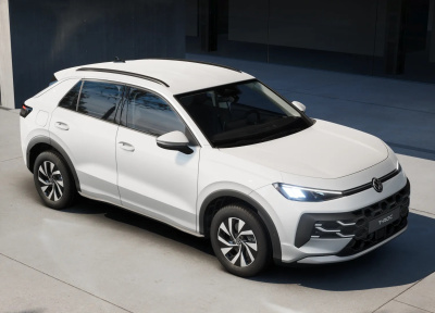 VW T-Roc 1.5 eTSI Style (pohľad do interiéru)