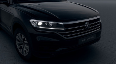 VW Touareg 3.0 TDI Limited (pohľad spredu)