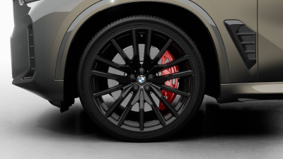 BMW X5 40d xDrive (pohľad spredu)