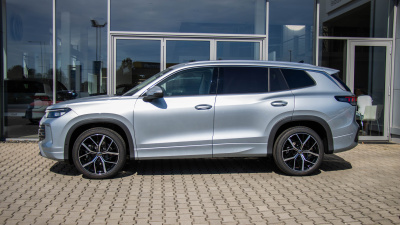 VW Tayron 2.0 TSI Elegance 4x4 (pohľad zozadu)