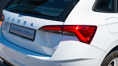 Škoda Scala 1.0 TSI Selection (pohľad do interiéru)
