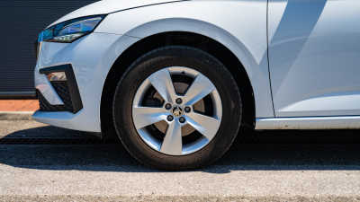 Škoda Scala 1.0 TSI Selection (pohľad do interiéru)