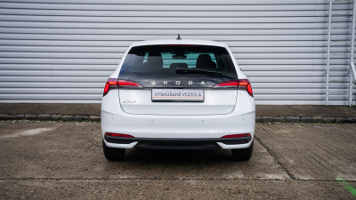 Škoda Scala 1.0 TSI Drive Plus (pohľad spredu)