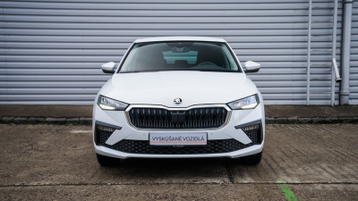 Škoda Scala 1.0 TSI Drive Plus (pohľad zboku)