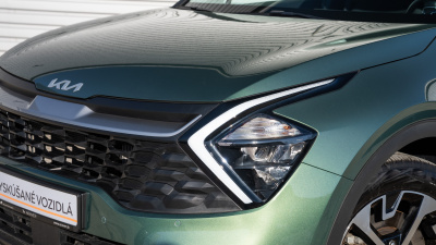 Kia Sportage 1.6 T-GDi 2WD 7DCT Gold (pohľad do interiéru)