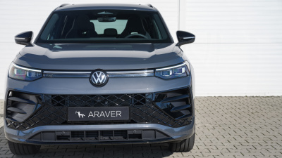 VW Tayron 2.0 TDI R-Line Limited 4x4 (pohľad do interiéru)