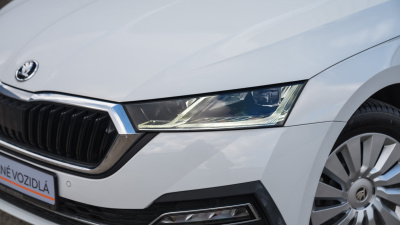 Škoda Octavia Combi 2.0 TDI STYLE (pohľad do interiéru)