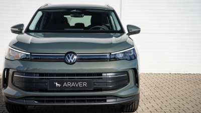 VW Tiguan 1.5 eTSI Limited (pohľad do interiéru)