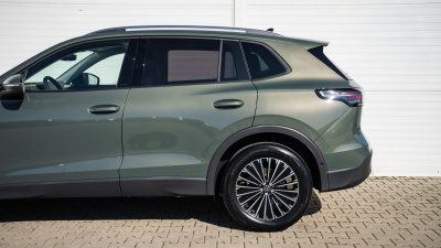 VW Tiguan 1.5 eTSI Limited (pohľad do interiéru)