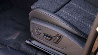 AUDI Q6 e-tron Quattro (pohľad spredu)