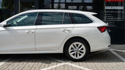 Škoda Octavia Combi 2.0 TDI Top Selection