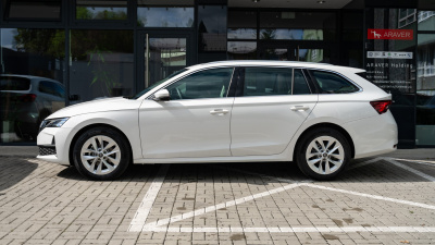 Škoda Octavia Combi 2.0 TDI Top Selection (pohľad zozadu)