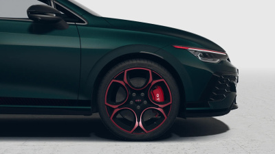 VW Golf 2.0 TSI GTI Edition 50 (pohľad do interiéru)