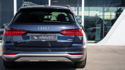 AUDI A6 Allroad 2.0 TDI Quattro (pohľad do interiéru)