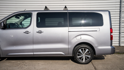 Toyota Proace Verso 2.0 D  (pohľad do interiéru)
