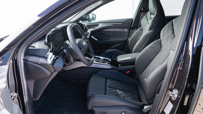 Audi A6 Limuzína 3.0 TDI Quattro (pohľad zboku)