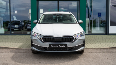Škoda Octavia Combi 1.5 TSI Top Selection (pohľad zozadu)