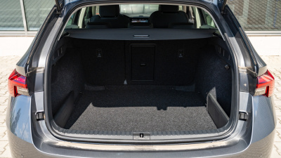 Škoda Octavia Combi 2.0 TDI Selection (pohľad do interiéru)