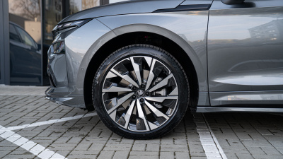 Škoda Enyaq Coupé 85x Sportline 4x4 (pohľad do interiéru)