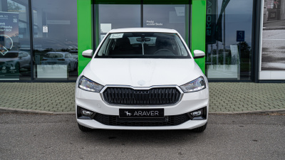 Škoda Fabia 1.0 MPI Essence (pohľad zboku)