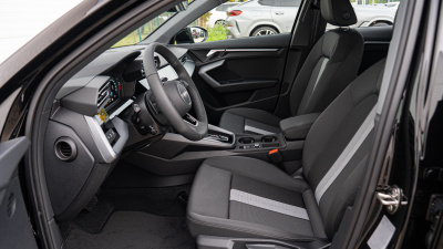 AUDI A3 Sportback 1.5 TFSI (pohľad zboku)