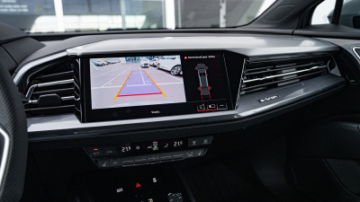 Q4 e-tron Quattro
