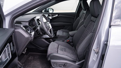 Q4 e-tron Quattro
