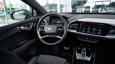 Q4 e-tron Quattro