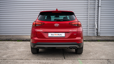 Hyundai Tucson 1.6 CRDi  4x4 AT 100 kW (pohľad spredu)