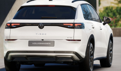 VW T-Roc 1.5 eTSI Life (pohľad do interiéru)