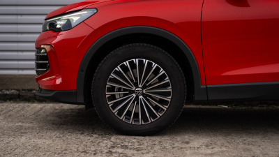 Volkswagen Tiguan 2.0 TDI Elegance 4x4 (pohľad do interiéru)