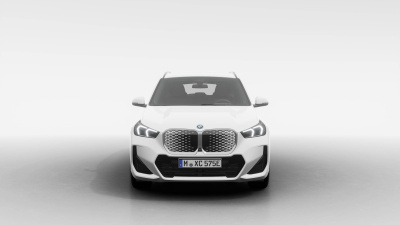 BMW iX1 20 eDrive (pohľad do interiéru)