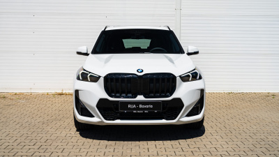 BMW X1 20d xDrive (pohľad do interiéru)