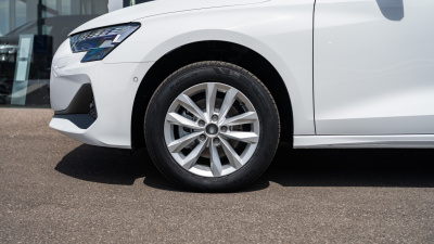 AUDI A3 Sportback 1.5 TFSI (pohľad do interiéru)
