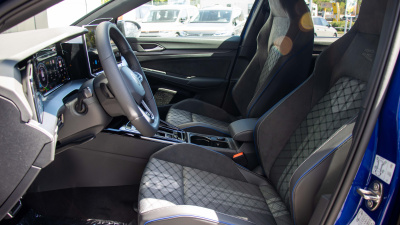 VW Golf Variant 1.5 eTSI R-Line Limited