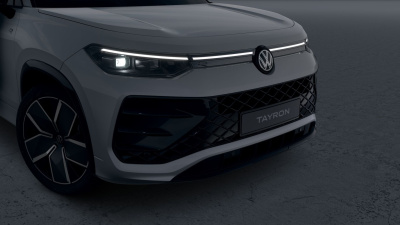 VW Tayron 2.0 TSI R-Line Limited 4x4 (pohľad spredu)