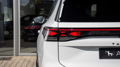 VW Tayron 2.0 TSI R-Line Limited 4x4 (pohľad do interiéru)