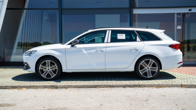 SEAT Leon SP 1.5 TSI FR Max (pohľad zboku)