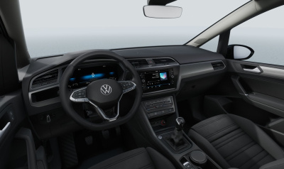 VW Touran 1.5 TSI Limited (pohľad do interiéru)