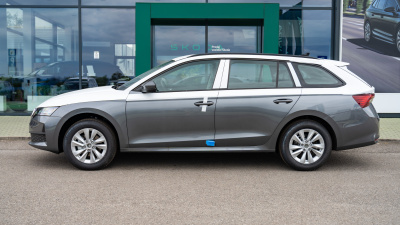 Škoda Octavia Combi 1.5 TSI Extra (pohľad do interiéru)
