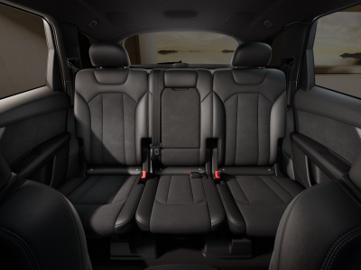 AUDI Q7 3.0 TDI Quattro (pohľad do interiéru)