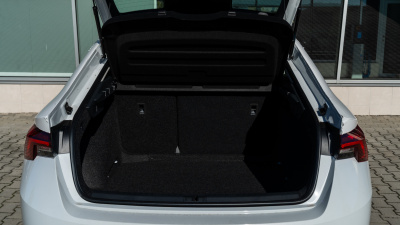 Škoda Octavia 2.0 TDI Extra (pohľad do interiéru)