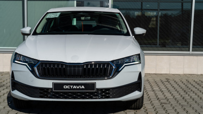 Škoda Octavia 2.0 TDI Extra (pohľad do interiéru)