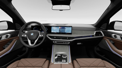 BMW X5 30d xDrive (pohľad do interiéru)
