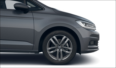 VW Touran 1.5 TSI Limited (pohľad do interiéru)