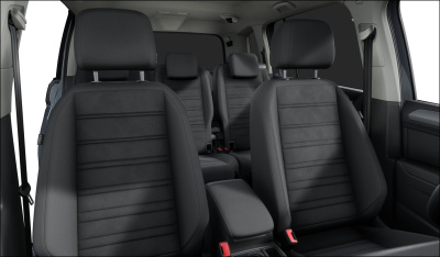 VW Touran 1.5 TSI Limited (pohľad do interiéru)