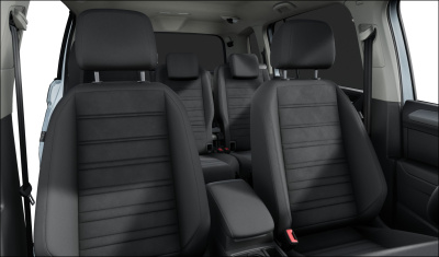 VW Touran 1.5 TSI Limited (pohľad do interiéru)