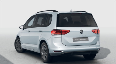 VW Touran 1.5 TSI Limited (pohľad zozadu)